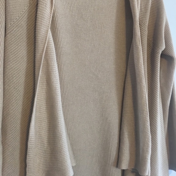Neutral colored TOBI cardigan - Picture 2 of 8